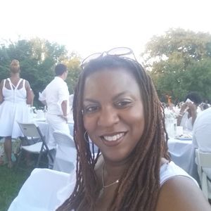 Meet your Posher, Victoria